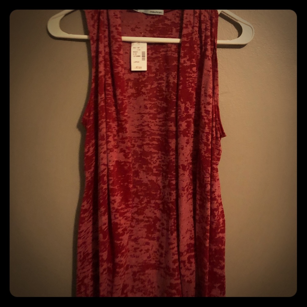 Adorable sleeveless over shirt